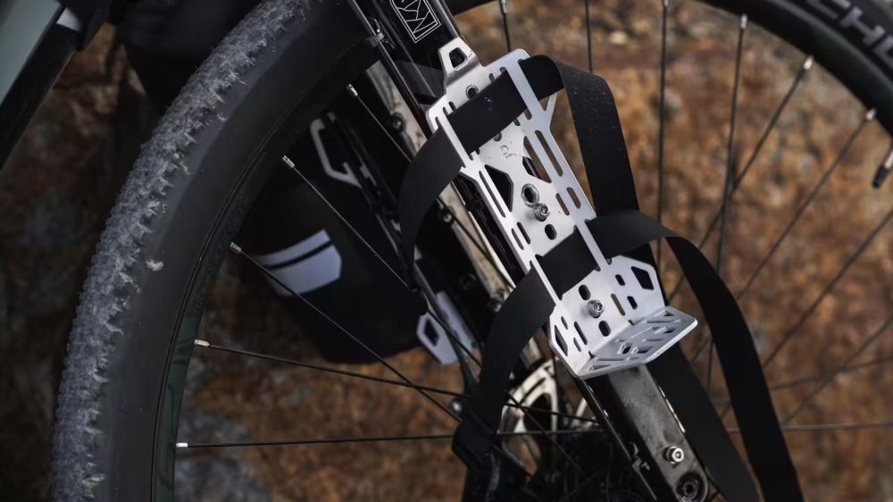 Uchwyt na torbę bikepackingową